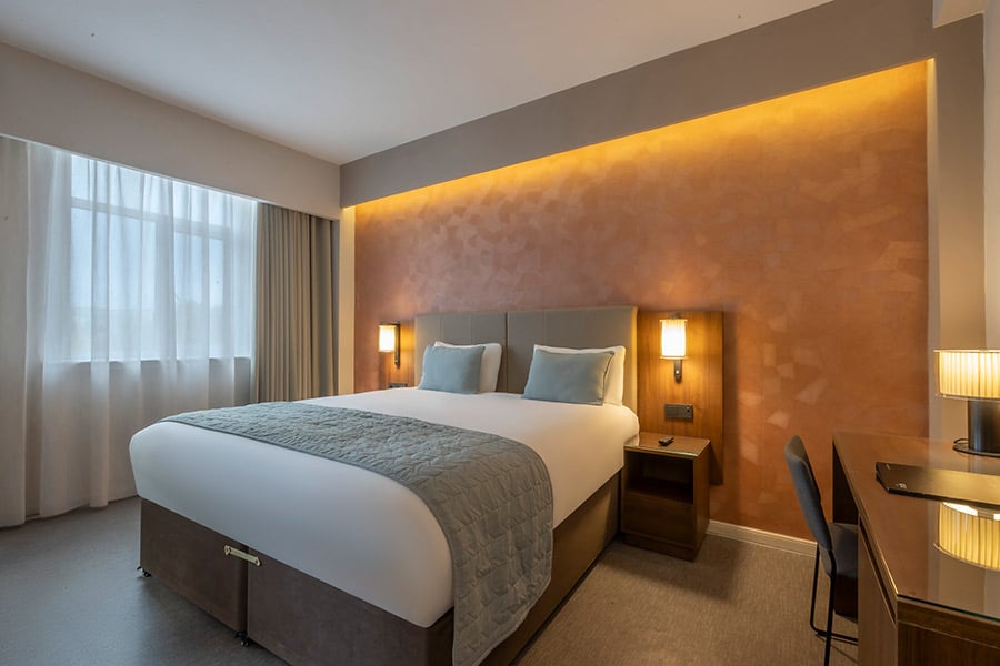 Deluxe king bed