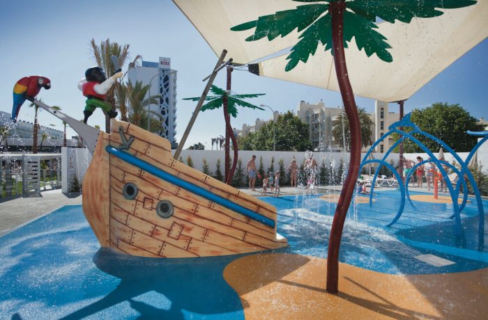 El hotel Riu Costa del Sol cuenta con un splash donde los más pequeños disfrutarán en los meses de calor