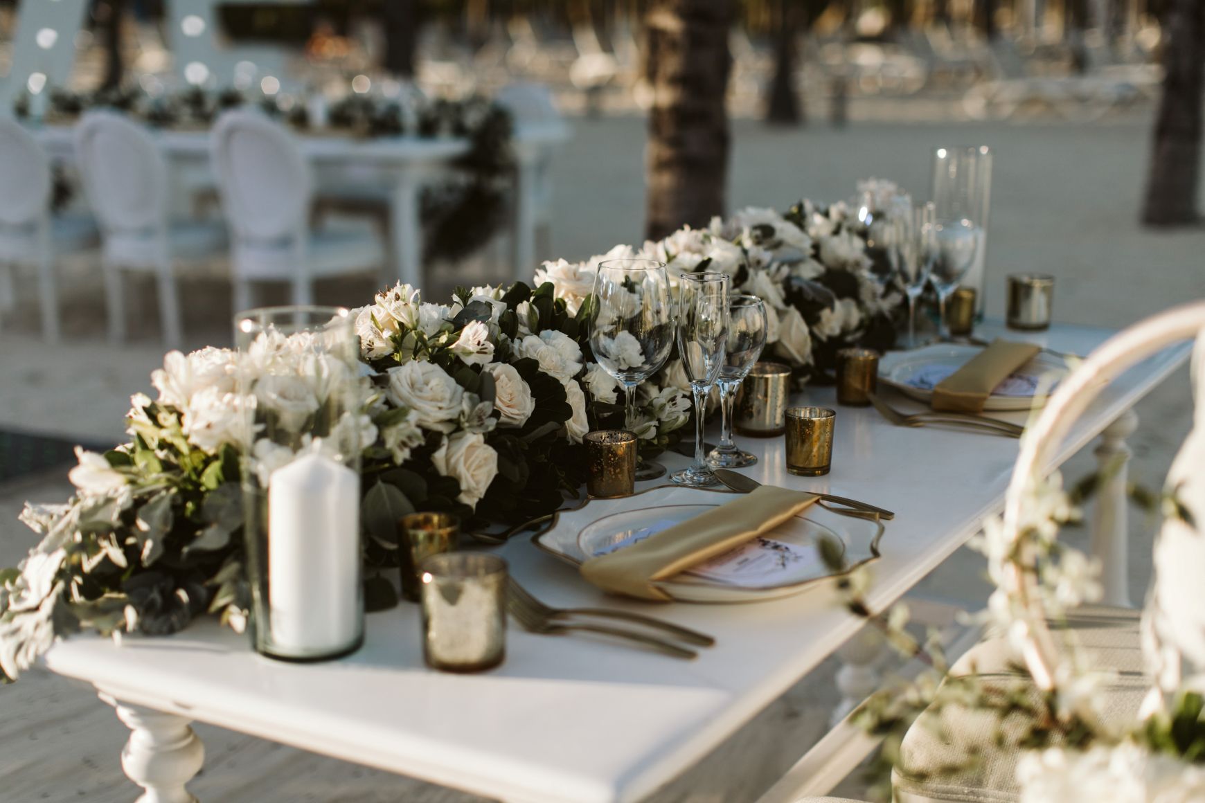 mesa y decoracion boda en la playa