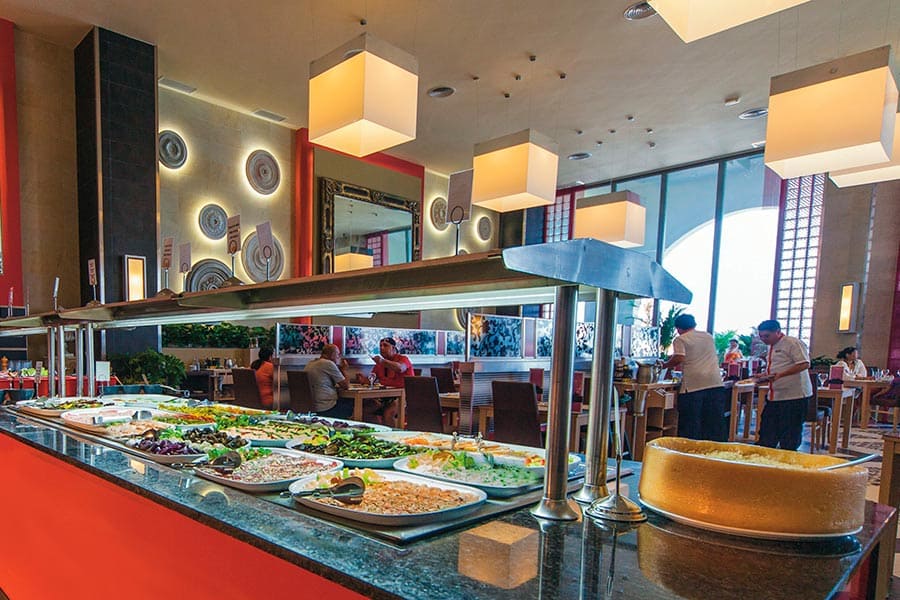 Italian-restaurant-hotel-riu-cancun.jpg