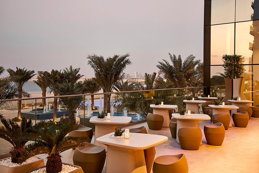 Lobby-bar-terrace-riu-dubai-2.jpg
