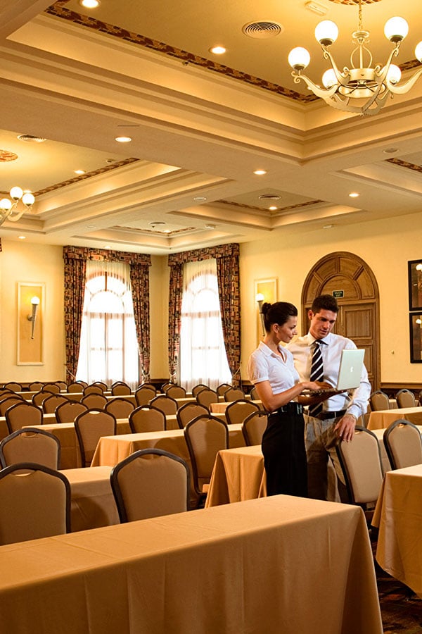 banner-conference-riu-emerald-bay.jpg