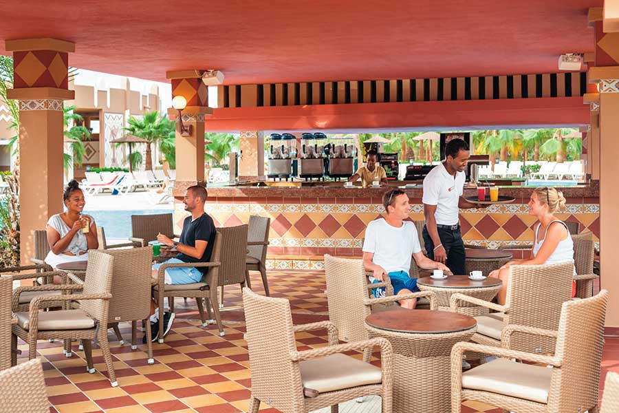 Pool-bar-riu-funana.jpg