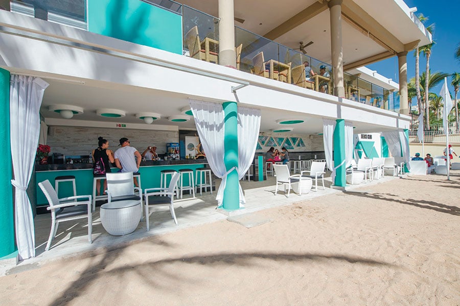 Beach-bar-riu-palace-cabo-san-lucas.jpg