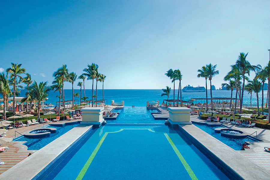 pool-riu-palace-cabo-san-lucas-7.jpg