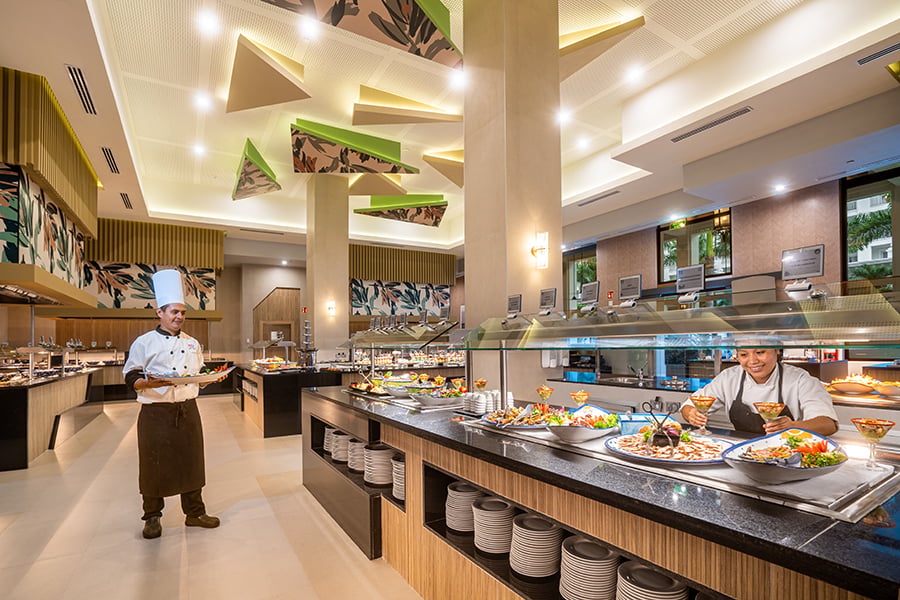 Main-restaurant-hotel-riu-palace-pacifico.jpg