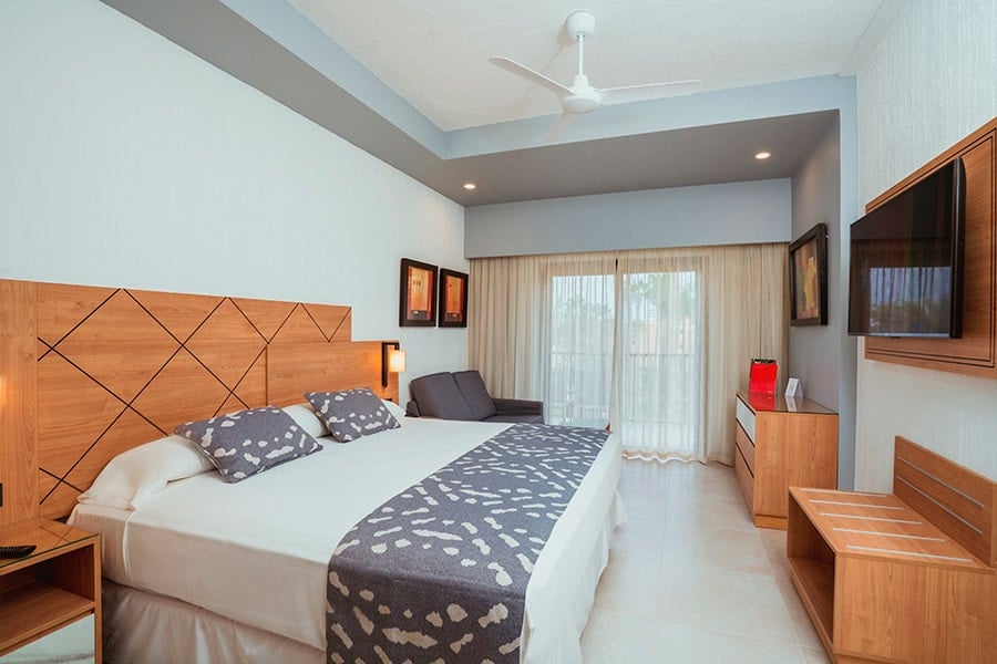 Connecting Standard Double (2 rooms)