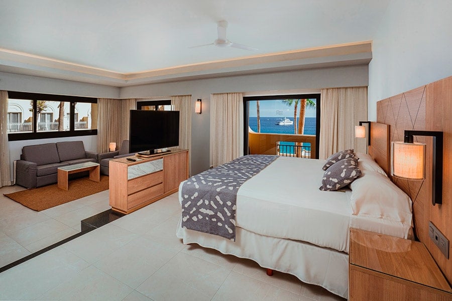 Suite with sea view