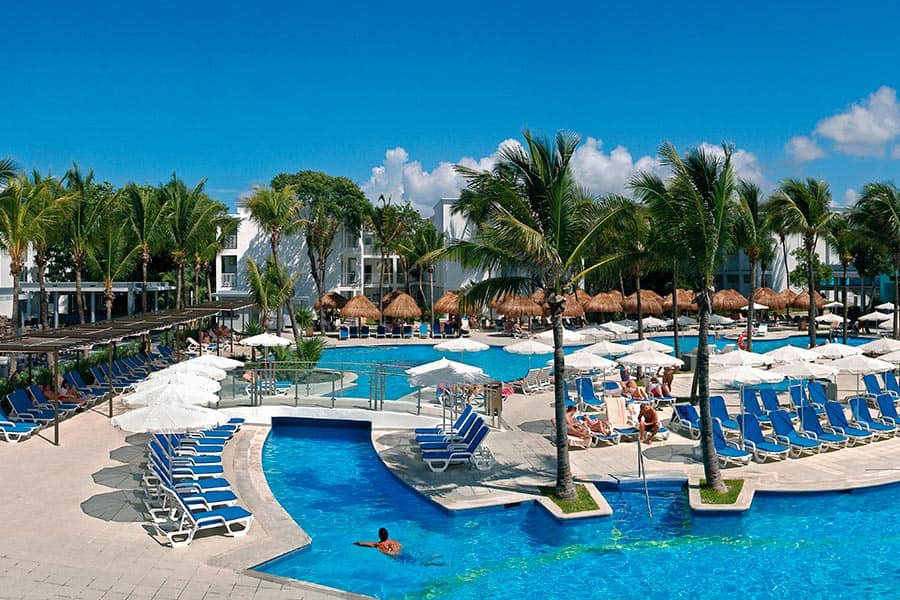 Pool-riu-yucatan-3.jpg