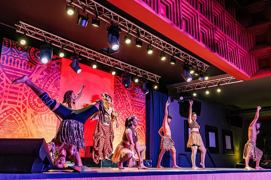 Show-riu-palace-tikida-agadir-3.jpg