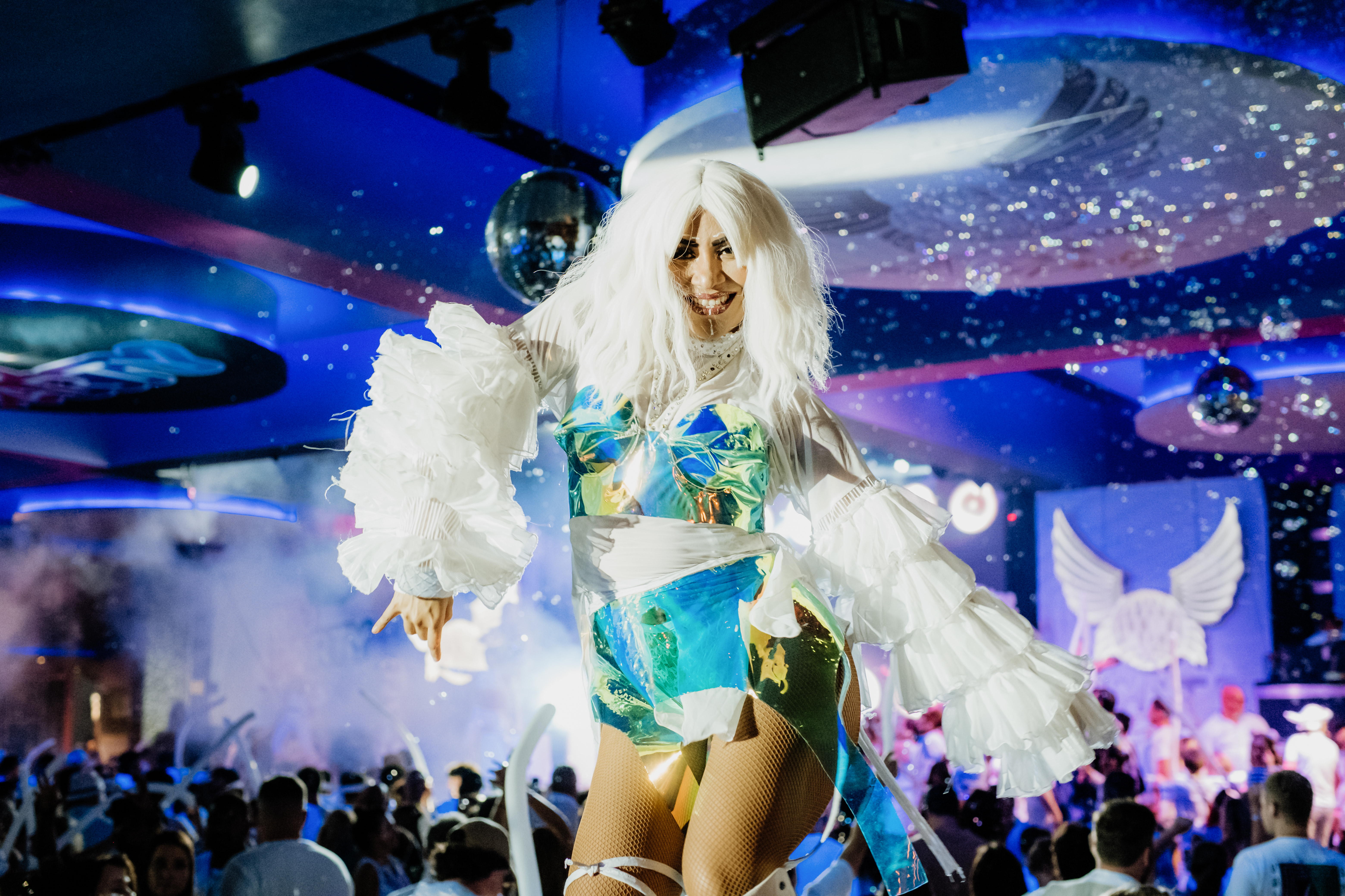 White-fam-party-2.jpg